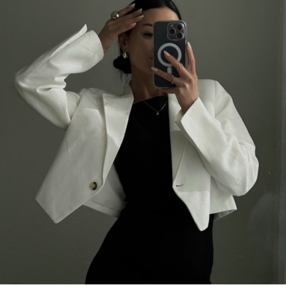 ZARA LINEN BLEND CROP BLAZER SIZE S